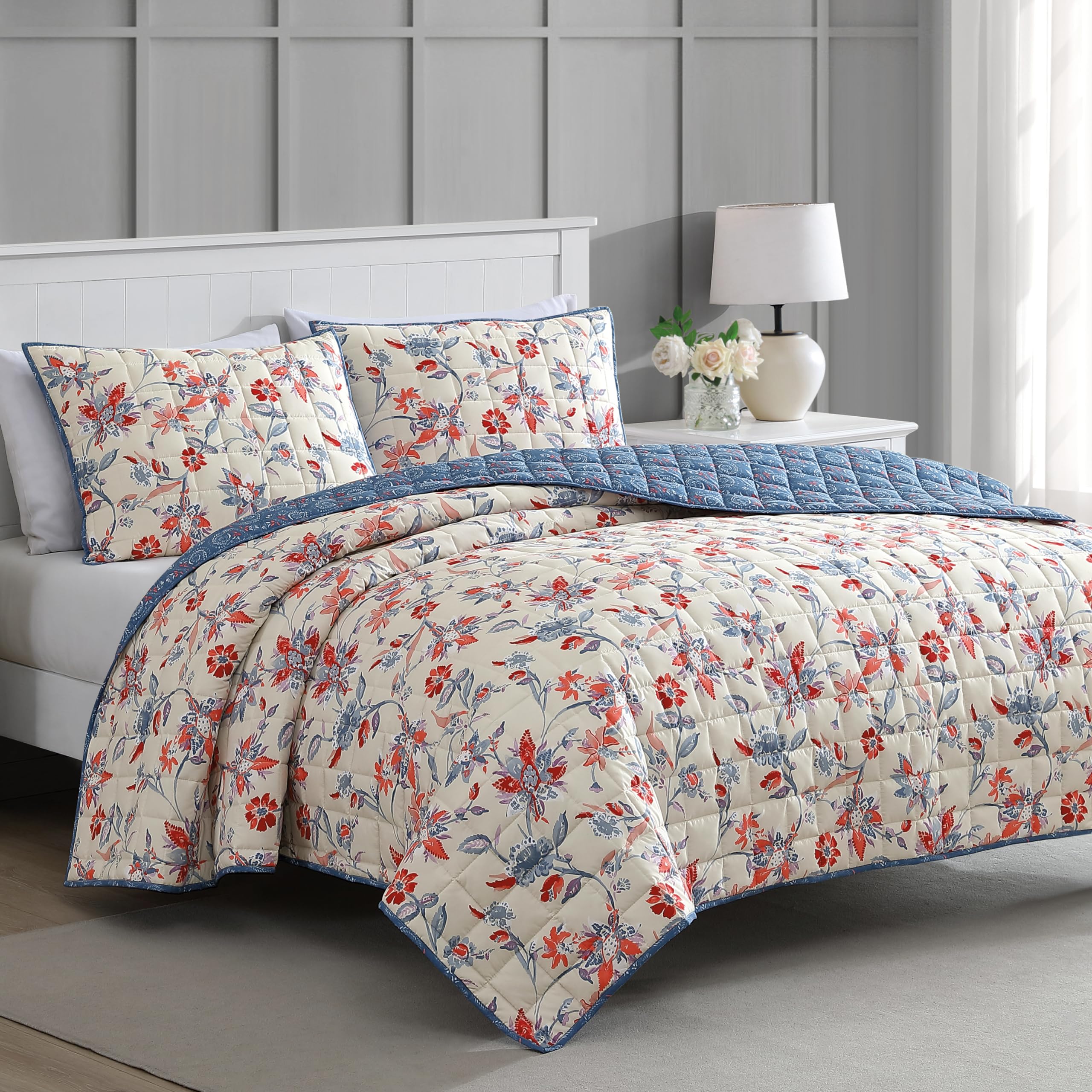 Martha Stewart Full Queen Size Quilt Bedding Set - 3 Piece, Soft Washed Microfiber, Printed Bedspread, Reversible, All Season, 1